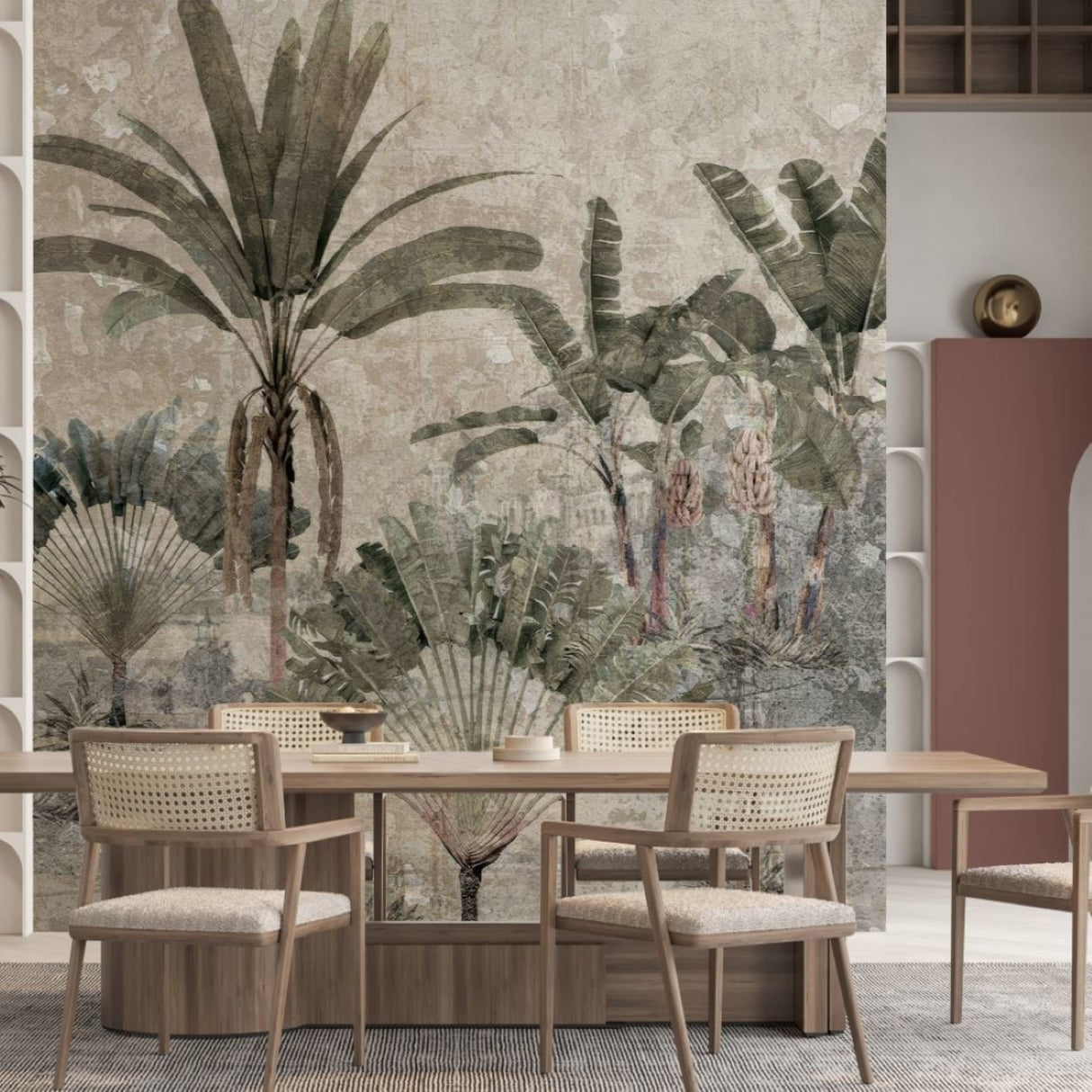Papel pintado de palmeras tropicales suaves: mural botánico artístico con textura desgastada para interiores elegantes
