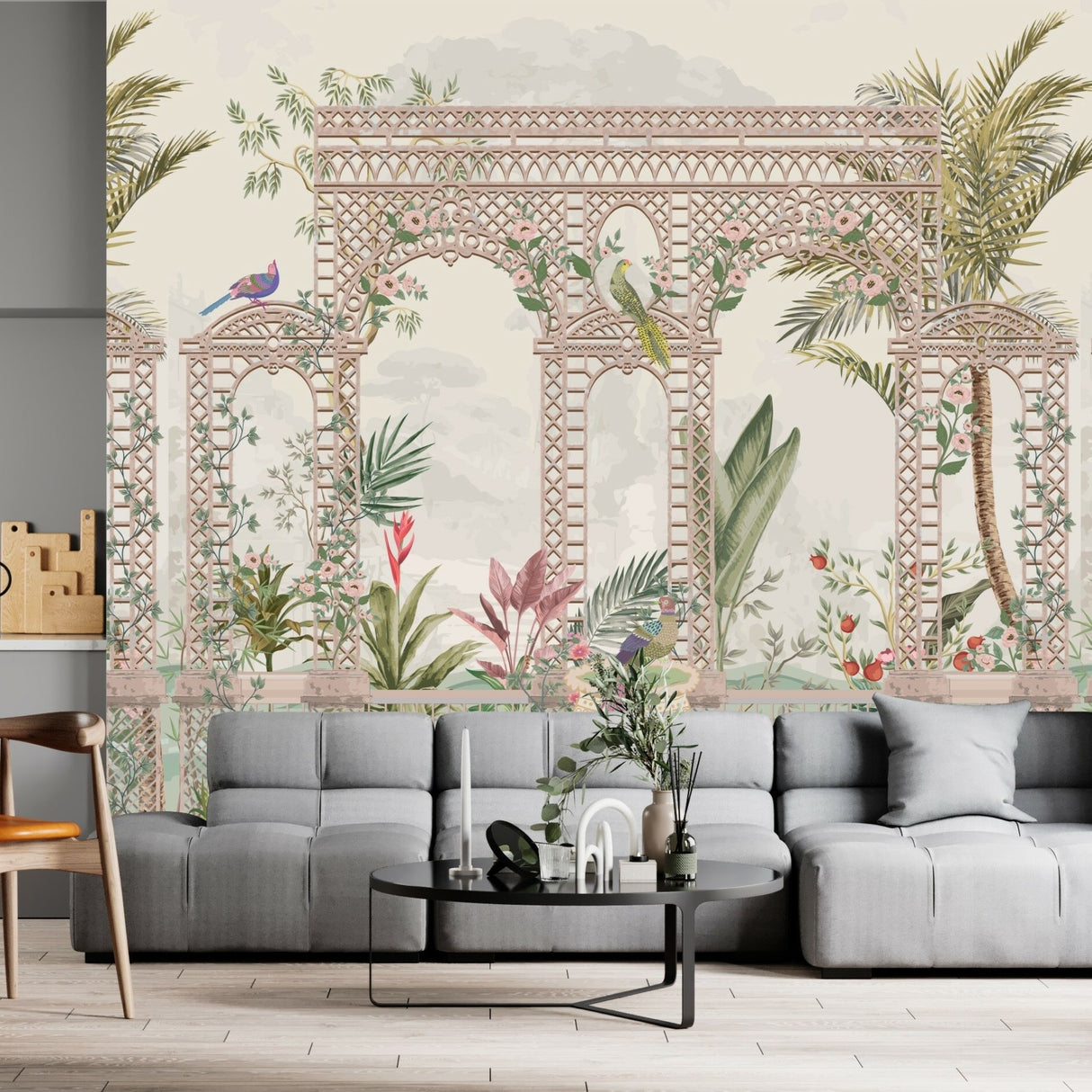 Papel pintado Aviary Garden: disponible en versiones impresas y en relieve para interiores elegantes.
