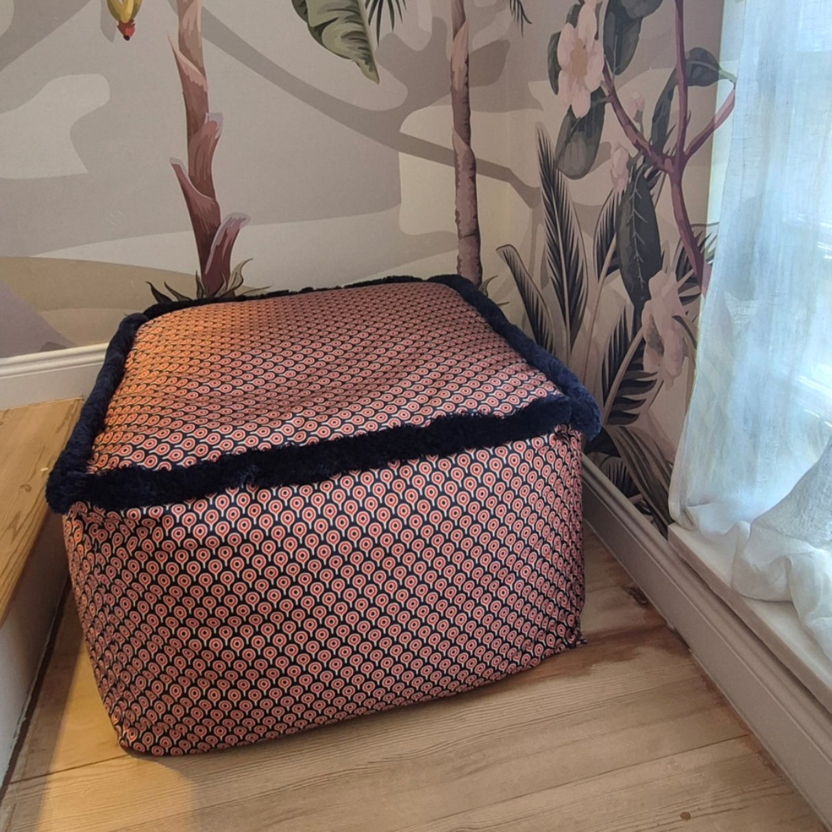Omna Red Pouf – Handmade Ottoman Seat with Velvet Polyester Fabric Geometric Pattern