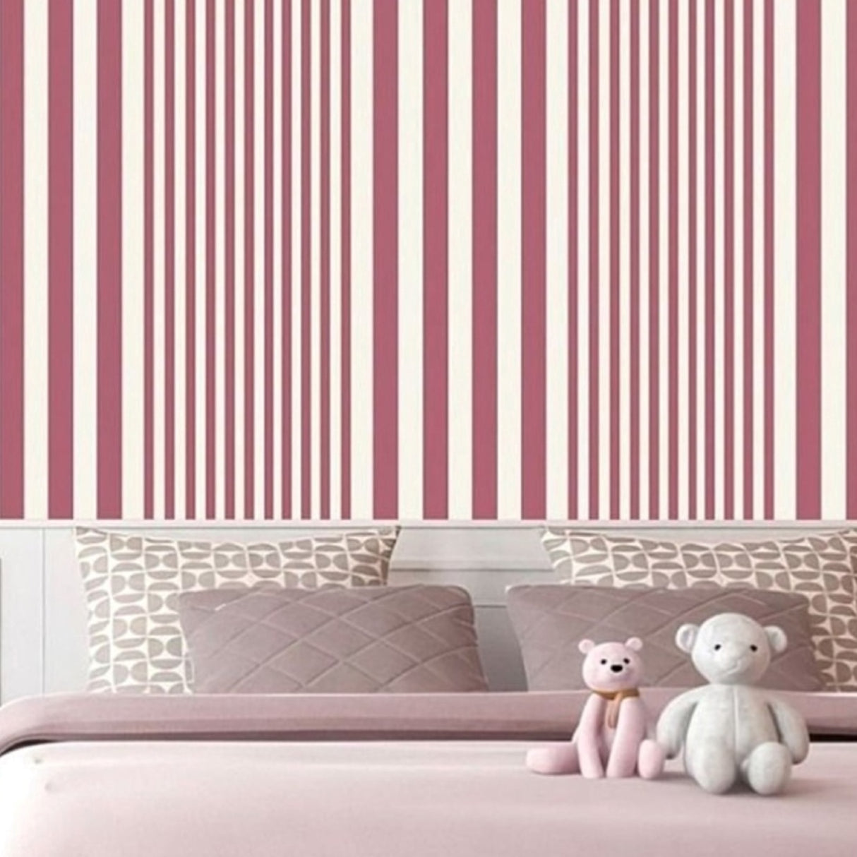 Papel pintado de rayas rosas y marfil: diseño lineal moderno para interiores elegantes