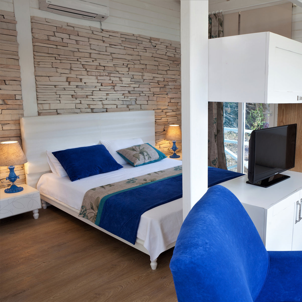 Saklıgöl Glamping Hotel & Wellness: Diseño de interiores y acondicionamiento en Antalya, Turquía: Diseño hotelero contemporáneo inspirado en la naturaleza.