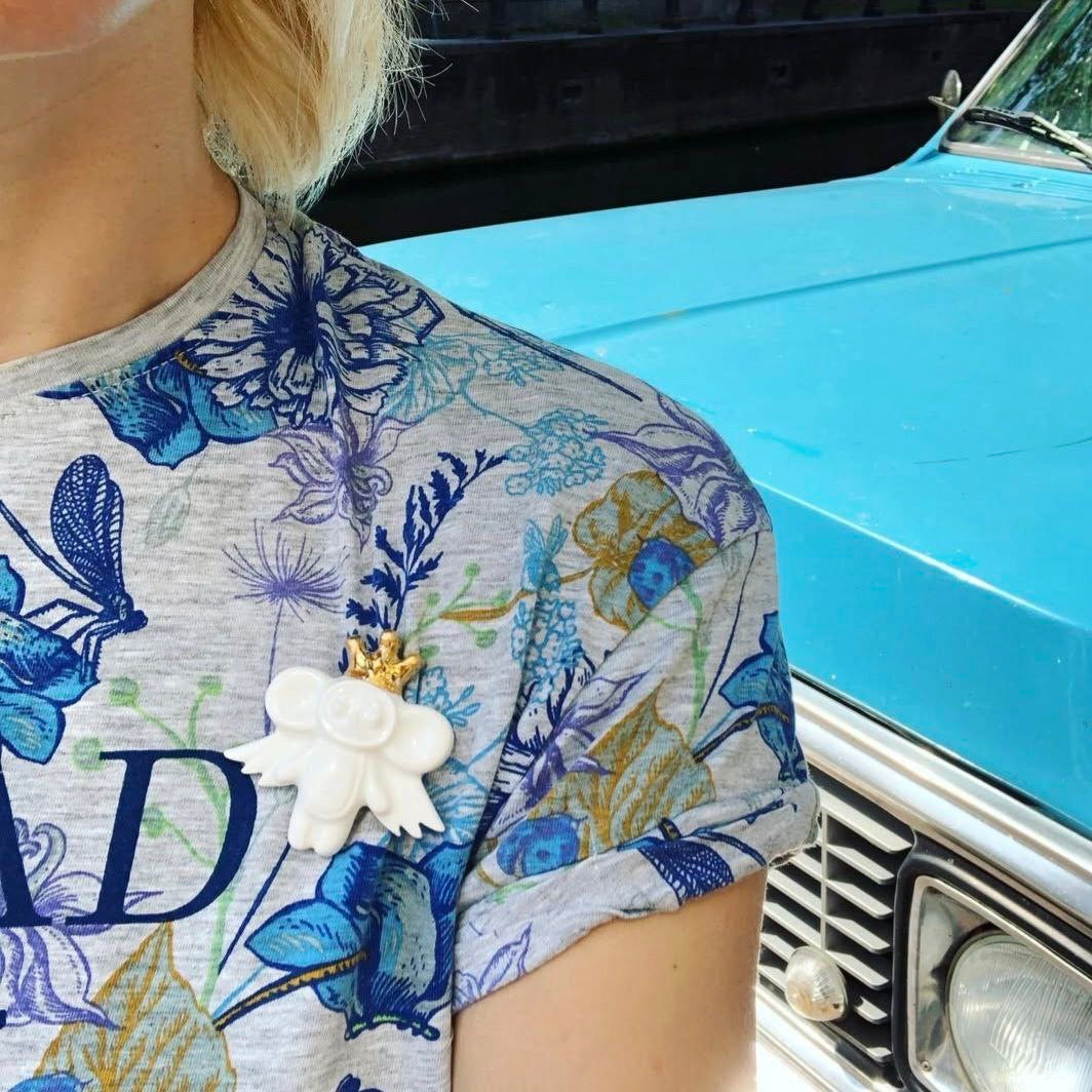 Broche 03 - Broche de cerámica artesanal de edición limitada: accesorio artístico único