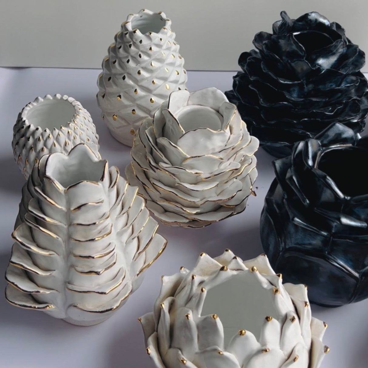 Shishka 05 - Handmade Ceramic Bowl / Vase - Contemporary Artistic Design