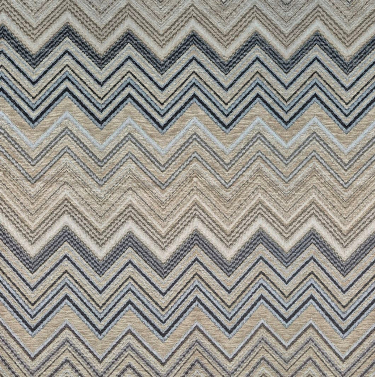 Tela de chenilla Ziggy C05B con diseño de chevron multicolor apagado: 100 % poliéster para tapicería y cortinas, fabricada en Turquía.