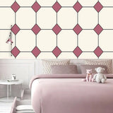 Vintage Pembe ve Fildişi Karo Desenli Duvar Kağıdı – Modern İç Mekanlar İçin Retro Karo Tasarımı