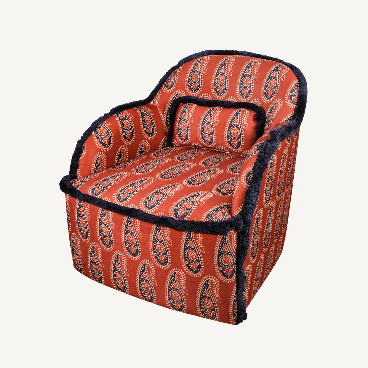 Braxely Koltuk – Polyester Kadife Kumaşlı, Paisley Desenli Ahşap Koltuk