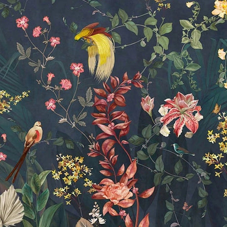 Papel pintado "Pájaros y flores en el jardín del paraíso": disponible en versiones impresas y en relieve para interiores elegantes.
