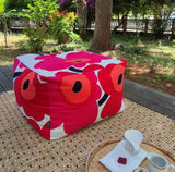 Bloom-Pop Maxi Puf – Marimekko Kumaşından Çiçek Desenli El Yapımı Osmanlı Oturma Koltuğu
