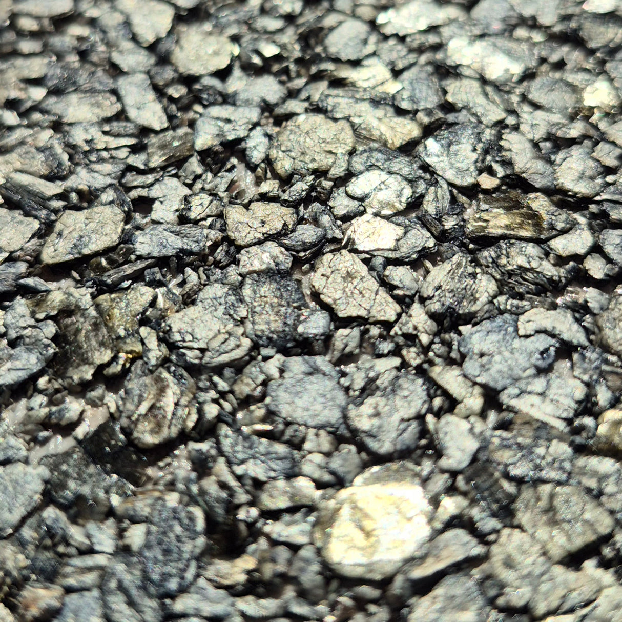 MDS011-PMC213 - Luxury Glittering Vermiculite Wallpaper - Natural Elegance for Walls
