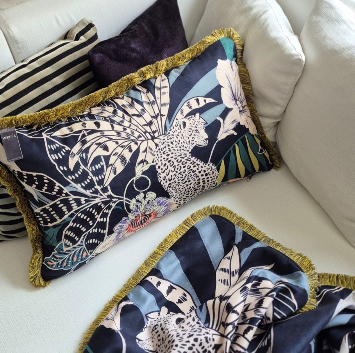 Whispering Tiger Throw – Double-Sided Faux Suede Bed Throw with Elegant Polycotton Ruffles