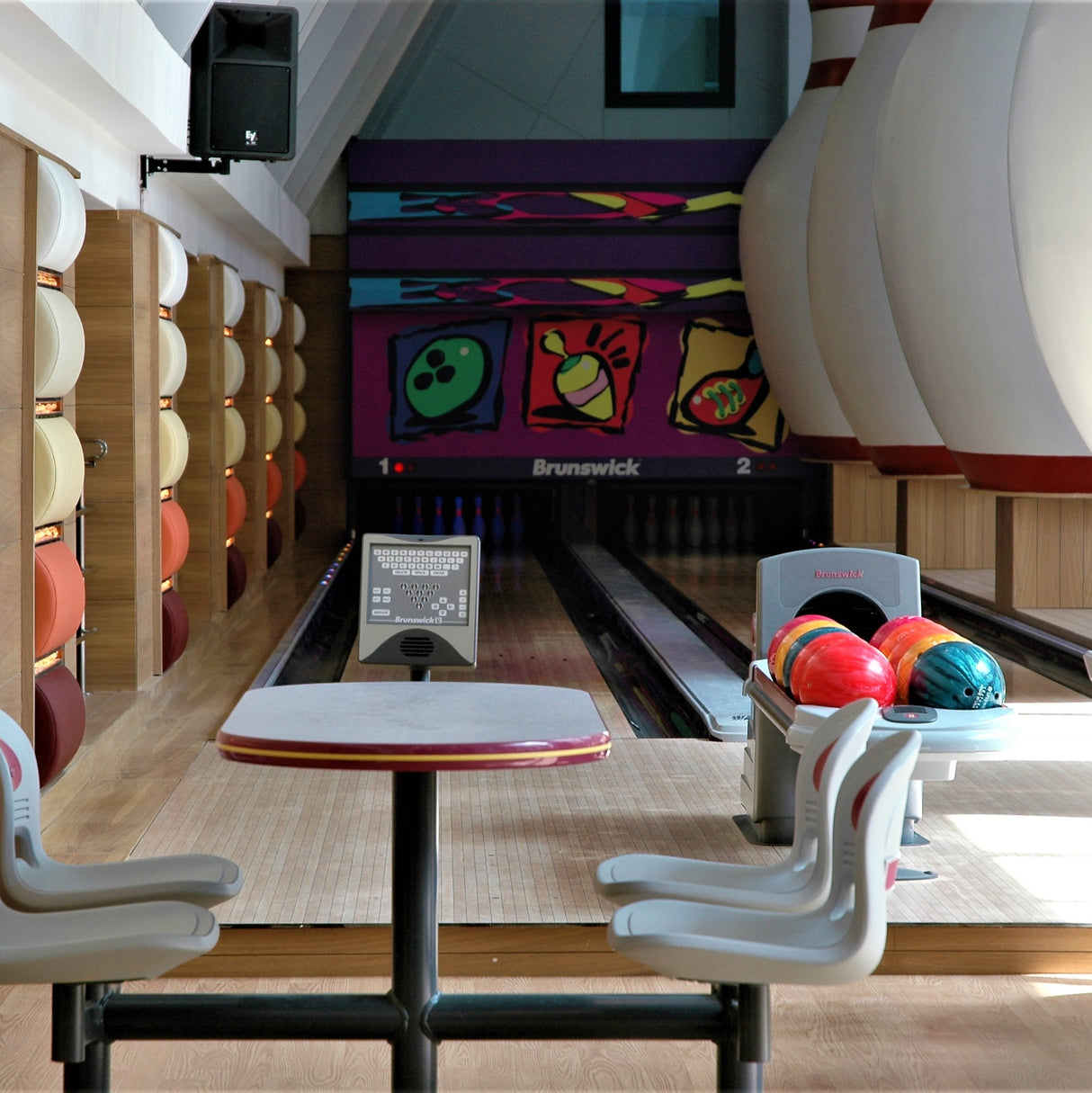 Bowling Center Fit-Out - Modern Entertainment Spaces