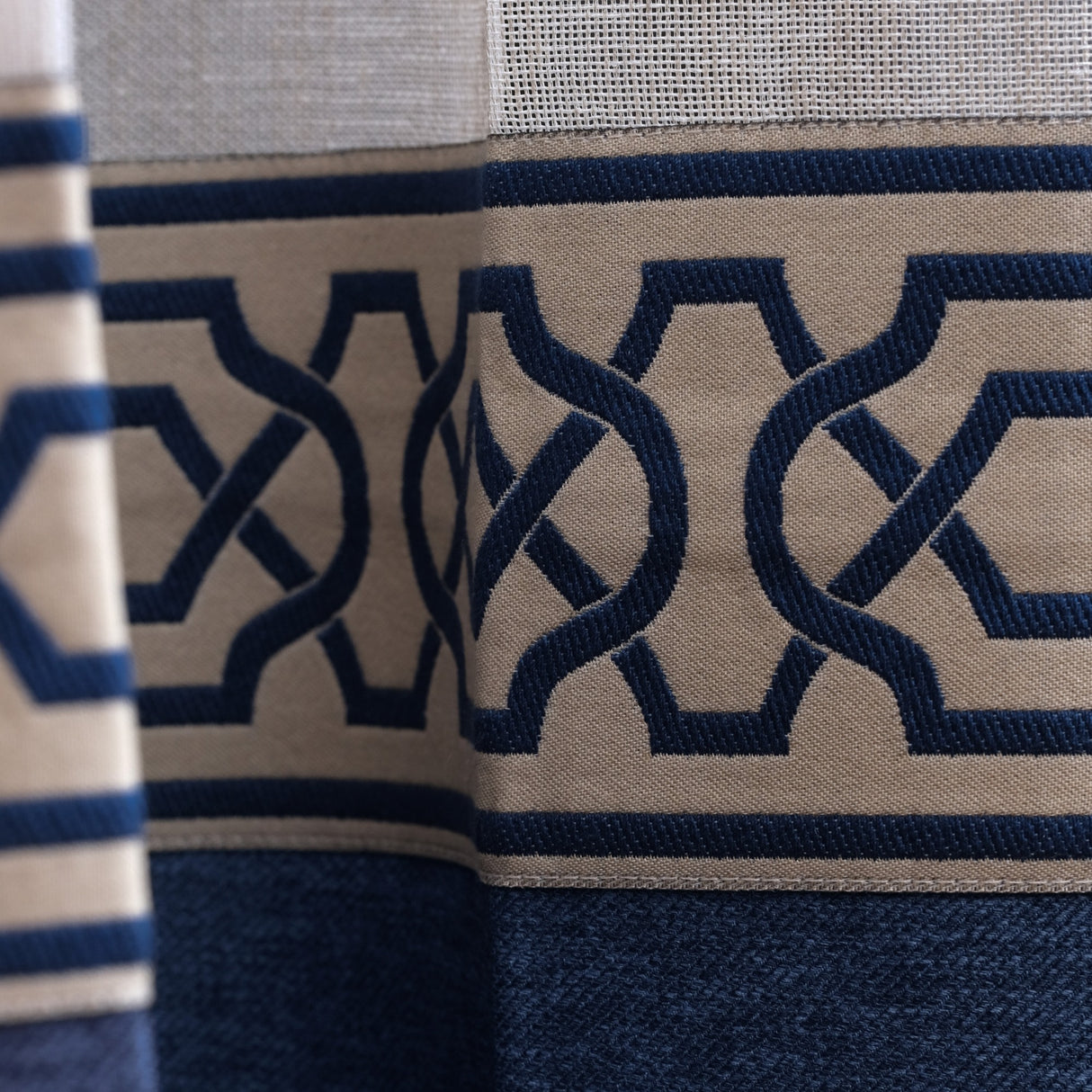 Legol - Blue Crest Sheer Linen-Look Polyester Curtain With Luxury Navy Border - For Sophisticated Interiors