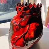 Corona Corazón Ardiente - Jarrones y cuencos de cerámica hechos a mano de la serie Corona - Colección Real Artística