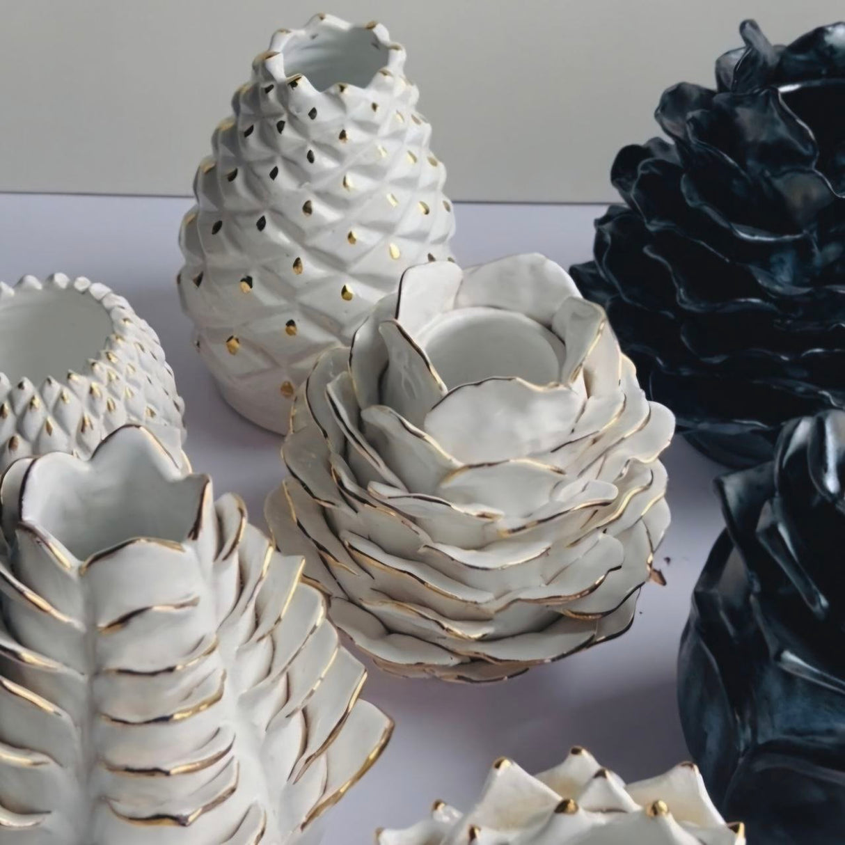Shishka 07 - Handmade Ceramic Bowl / Vase - Contemporary Artistic Design