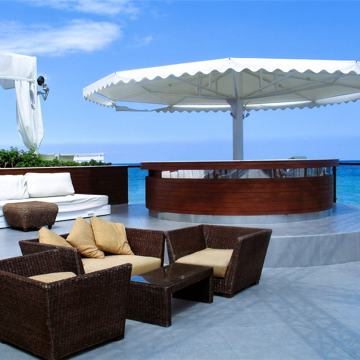 Open-Air Night Club Design & Fit-Out Works – Coastal Entertainment Experience
