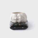 Juego de taza y almohada "La Bella Durmiente" de 260 ml, color antracita: vajilla elegante con detalles en oro de 24 quilates para interiores con estilo.