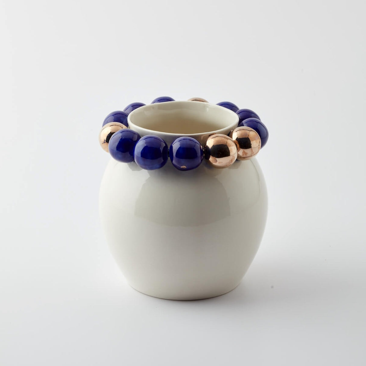 Cosmos Gold Vase Blue - Elegant Tableware With 24K Gold Details for Stylish Tables