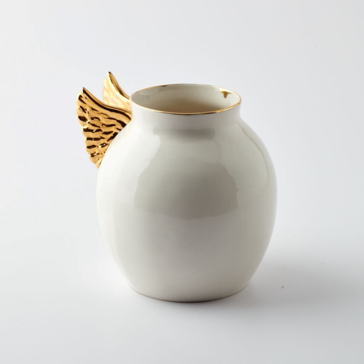 Bird Porcelain Vase - Elegant Home Décor  With 24 K Gold Details for Stylish Tables