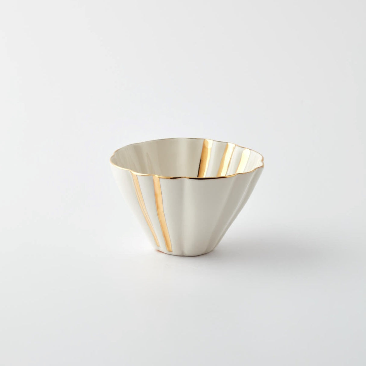 Aurora Cup, 170ml – Handcrafted Limoges Porcelain Coffee Cup with 24K Gold Details for Elegant and Dreamlike Interiors