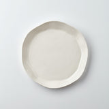 Nuaj 4-Piece Porcelain Dinnerware Set - Elegant Tableware With 24K Gold Details for Stylish Tables