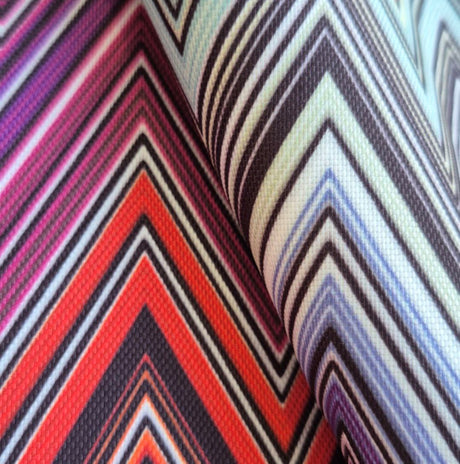 Ziggy P02 Çok Renkli Şerit Desenli Kumaş – %100 Polyester Döşemelik Kumaş, Türkiye'de Üretilmiştir