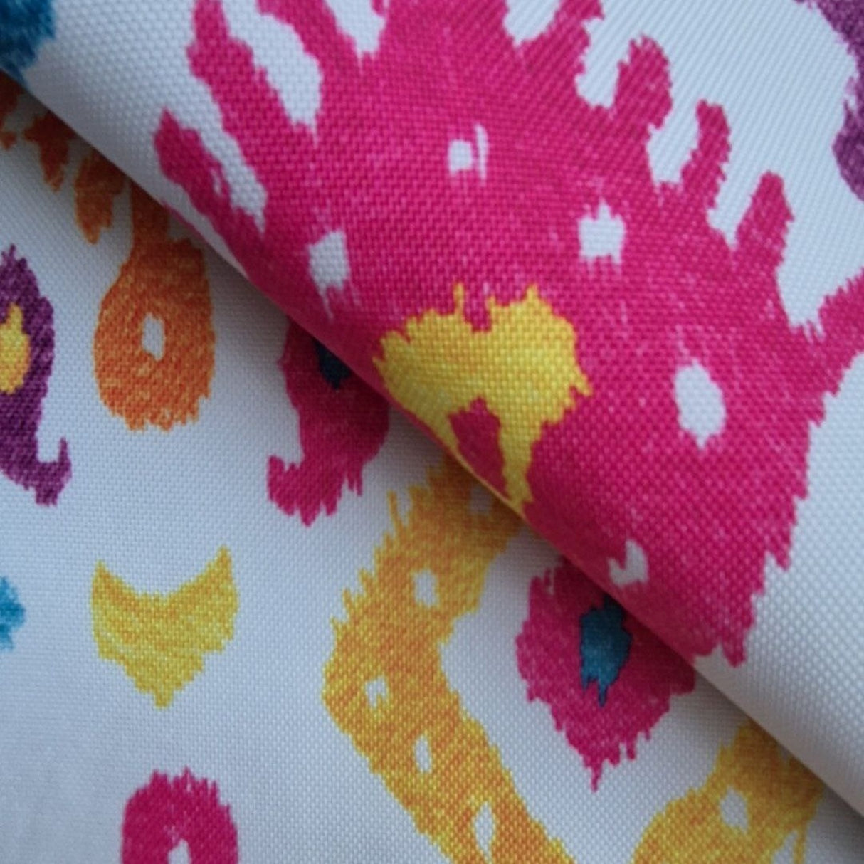 Ziggy P16 Multicolor Geometric Pattern Printed Fabric – 100% Polyester Upholstery Material, Made in Turkey