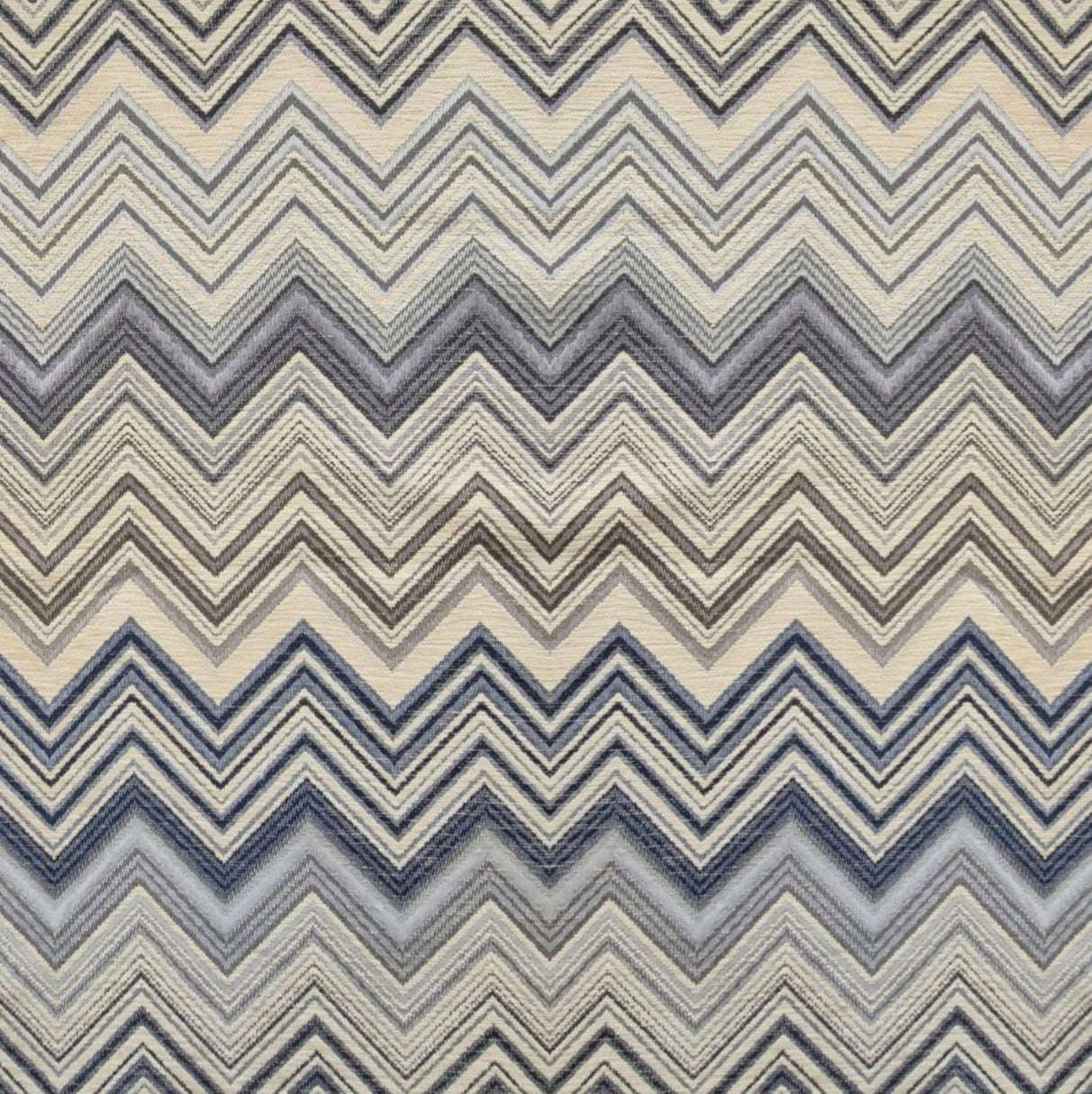 Tela de chenilla Ziggy C06B con diseño de chevron multicolor apagado: 100 % poliéster para tapicería y cortinas, fabricada en Turquía.